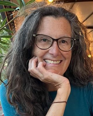 Photo of Diana Collins, Psychotherapist, HCPC-Art Therap.