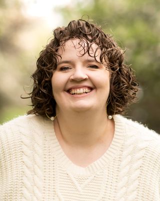 Photo of Kelsey Macfarlane, Marriage & Family Therapist Associate, MA, LAMFT
