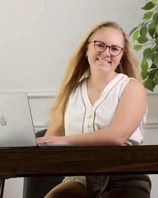 Photo of Rebecca Young, Clinical Social Work/Therapist, MSW, LCSWA, LCASA