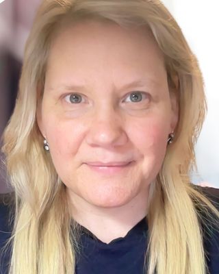 Photo of Gina Paxton, LCSW