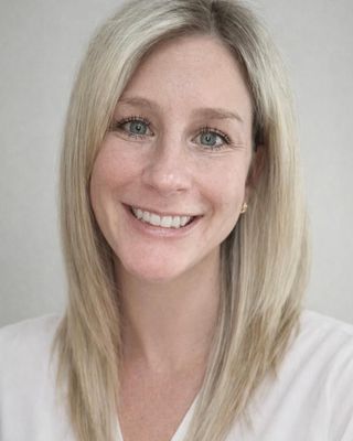Photo of Amanda LiRosi-Arons, Clinical Social Work/Therapist, LCSW