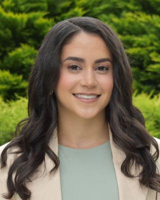 Photo of Lauren Conlon, Clinical Social Work/Therapist, MSW, LSW