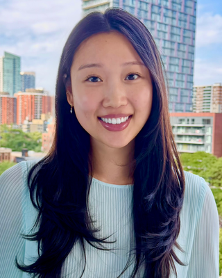 Photo of Jen Ryu, Registered Psychotherapist (Qualifying), MA