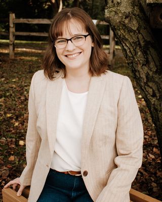 Photo of Lindsay Shackelton, Counselor, MA, LPCC, PMH-C
