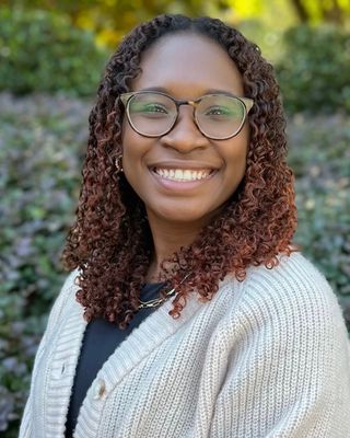 Photo of Dominique Harry, Master Social Worker, LMSW