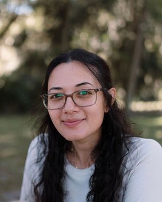 Photo of Raquel Veda, Marriage & Family Therapist, MS, LMFT, CTP, QS