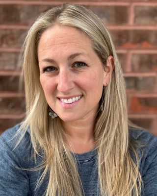 Photo of Nicole Duckett, Marriage & Family Therapist Associate, MS, AMFT