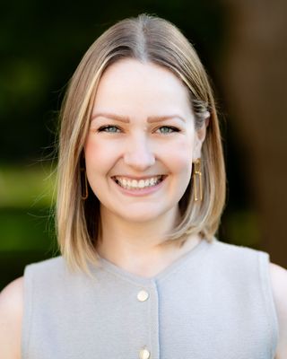 Photo of Megan Gaumond-Oval, Marriage & Family Therapist, LMFT
