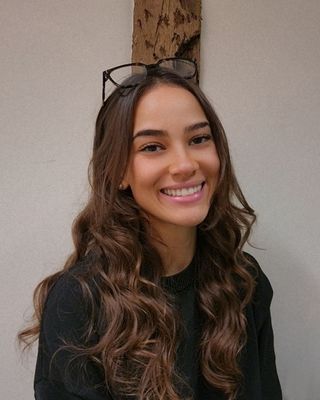 Photo of Kayra Dick, Psychotherapist, DCounsPsych, MNCPS Acc.