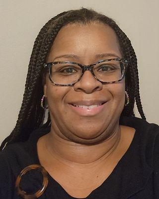 Photo of Geneen McGowan, LCSW, Clinical Social Work/Therapist
