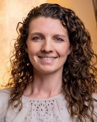 Photo of Jennifer Kempton, LMSW