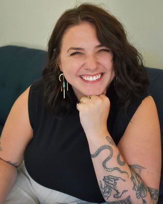 Photo of Heather Nitzki - Impression Psychotherapy - Heather Nitzki, Marriage & Family Therapist, MS, LMFT