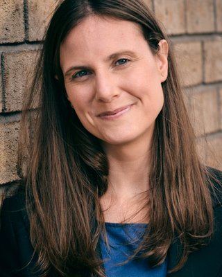 Photo of Alyssa J Mew, Marriage & Family Therapist, MSW, MFT