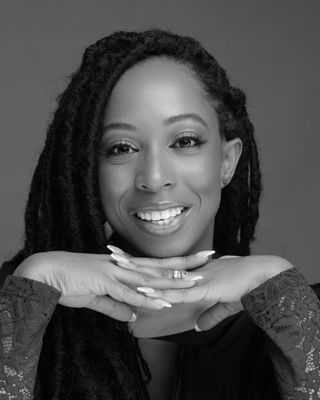 Photo of Robin Gibson-Simms, Psychiatric Nurse Practitioner, PMHNP, FNP