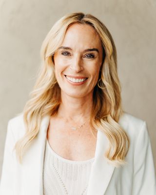 Photo of Kendra Pinamonti, Marriage & Family Therapist, LMFT, MA