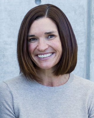 Photo of Elizabeth Lebrun- Arrow Psychotherapy, Registered Psychological Associate in Noe Valley, San Francisco, CA