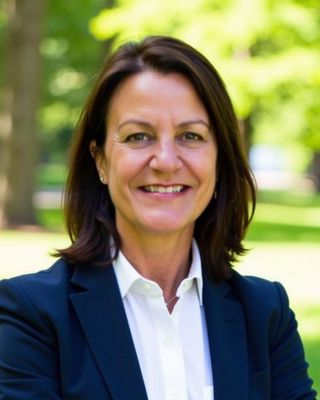 Photo of Linda Ar, Clinical Social Work/Therapist, LMSW