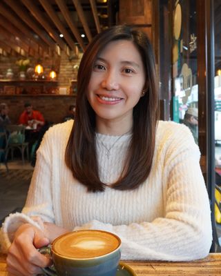 Photo of Gigi Chan, Psychotherapist, MA, HCPC-Art Therap.