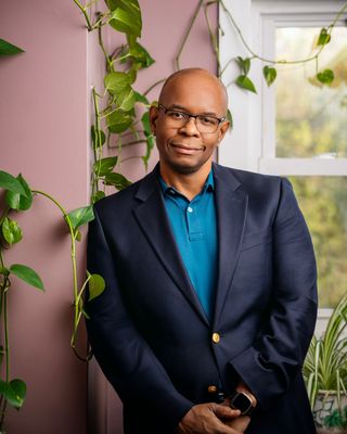 Photo of Kirk Burke-Hamilton, Clinical Social Work/Therapist, JD, LICSW, LCSW-C