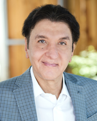 Photo of Dehnad Hakimi, Psychologist in Sawtelle, Los Angeles, CA
