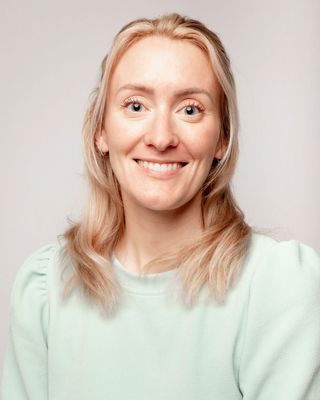 Photo of Jessica Courville, Registered Psychotherapist, M Ed, CCC, RP