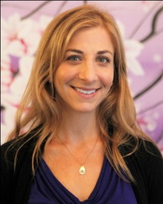 Photo of Pamela Singer, Psychologist in Sherman Oaks, CA
