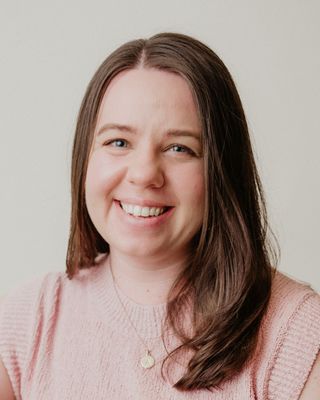 Photo of Dr. Ali Thiel, Psychologist, PhD