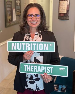 Photo of Yvette Elizabeth McDonald, Clinical Social Work/Therapist, LCSW-QS, NTP, CMNCS