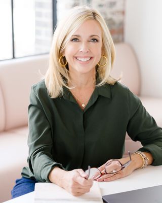 Photo of Kim Anderson, Licensed Professional Counselor, MA, LPCMHSP, CPLC, BCC