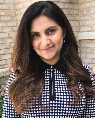 Photo of Asma Afridi, Counselor in Downers Grove, IL