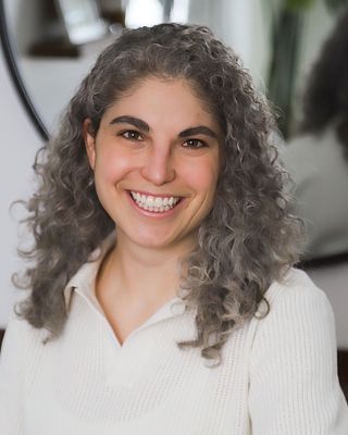 Photo of Tali Dolsten-Kuhel, LMSW