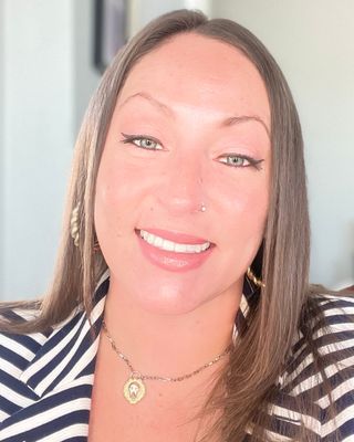 Photo of Alexandra Stewart, Licensed Master Social Worker in 20190, VA