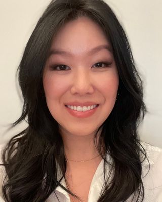 Photo of Sarah J Han, Marriage & Family Therapist, LMFT