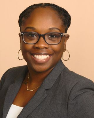 Photo of Symone McLaughlin, Licensed Mental Health Counselor, LMHC