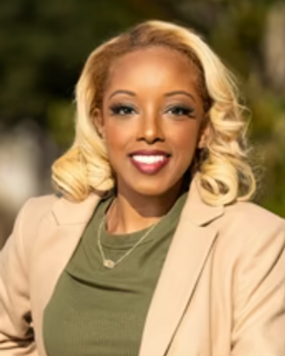 Photo of Safia Omar, Clinical Social Work/Therapist, LCSW