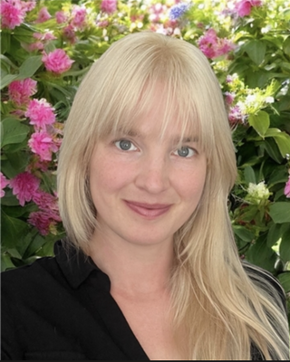 Photo of Grace Holden, LCAT, BC-DMT, MS
