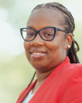 Photo of Raylene Ross, PhD, NCC, LPC, LCPC, CHWC, Licensed Professional Counselor
