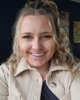 Photo of Jordan Langley, Clinical Social Work/Therapist, LLMSW