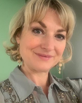 Photo of Gemma Paget, Psychotherapist, MA, HCPC-Art Therap.