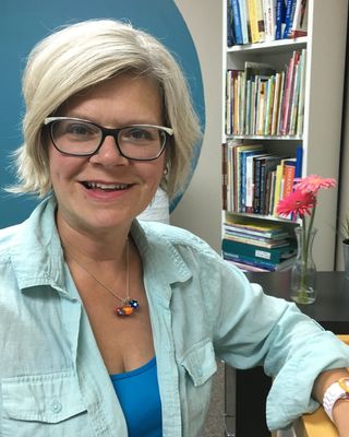 Photo of Irena Razanas, Clinical Social Work/Therapist, MSW, RSW, CPT-S, RPT-S