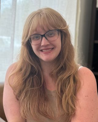 Photo of Jami De León, Marriage & Family Therapist, MA, LMFT