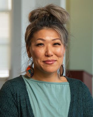 Photo of Kini C Chang - Thriving Mind Collective, Marriage & Family Therapist, LMFT