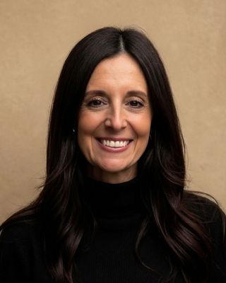 Photo of Christina McCue, Marriage & Family Therapist, LMFT