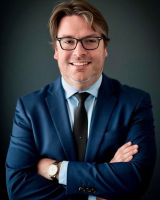 Photo of Dr. S. Kyle Cardwell, Licensed Mental Health Counselor, PsyD, LMHC, LPCC, LCPC, LPC