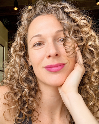 Photo of Devora Kalma, Licensed Professional Counselor Associate, MA, LPC-A, MT-BC