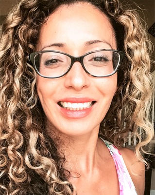 Photo of Esme Valencia, MA, LMFT, Marriage & Family Therapist in Sheridan, CA