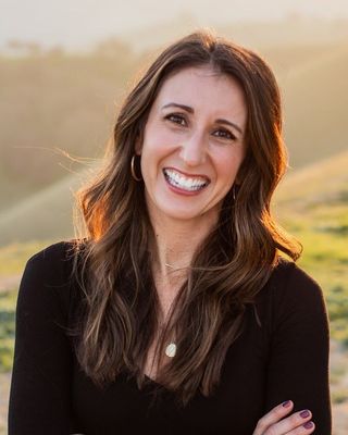 Photo of Danielle Bove, Marriage & Family Therapist, MA, LMFT