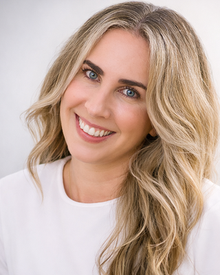 Photo of Smadar Garritson, Clinical Social Work/Therapist, LCSW, CLE