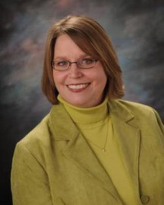 Photo of Elizabeth Heil, Clinical Social Work/Therapist in Dubuque, IA