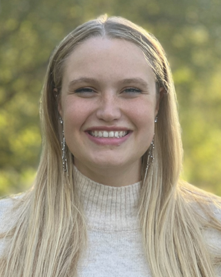 Photo of Kendra Van Den Assem, Registered Psychotherapist (Qualifying), MACP